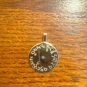 Me&Ro Four Immeasurables 10k gold pendant in very good condition